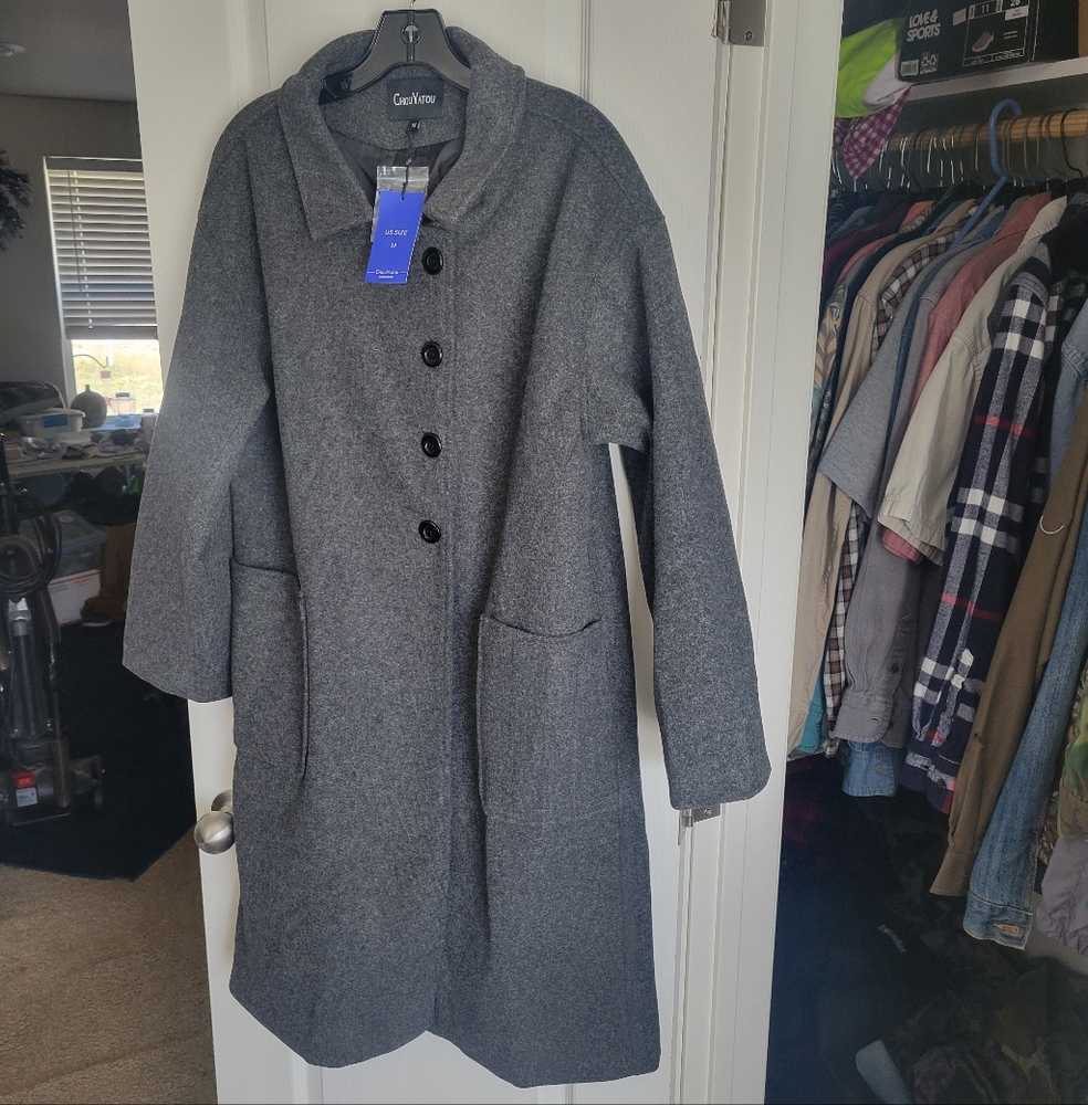 Womens NWT ChouYatou Mid Length Jacket. Deep Pockets Soft